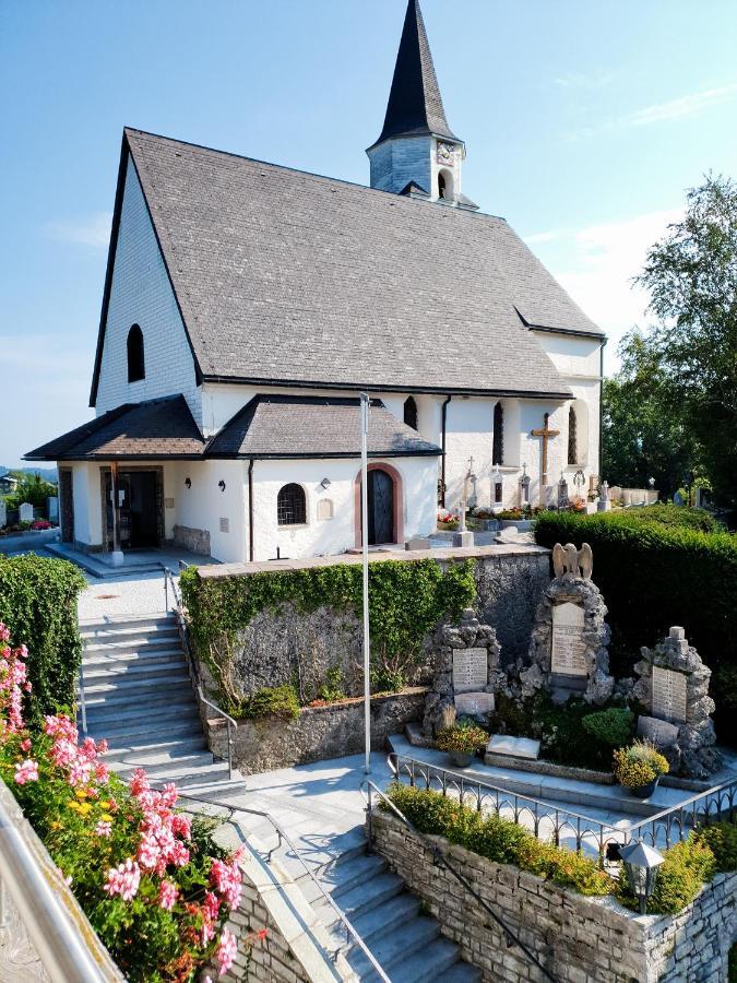 Gasthaus Kirchenwirt Hotel Koppl Bagian luar foto